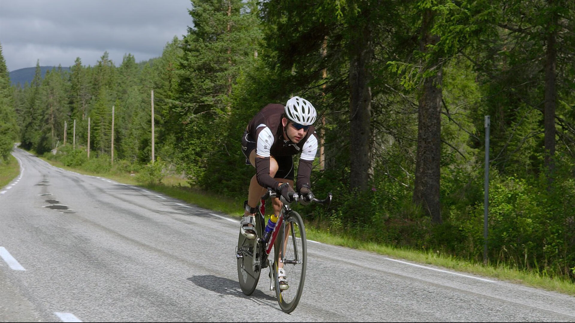 特奥战神附体!南非钢铁防线+暴风反击,2-1绝杀日本晋级世界杯16强