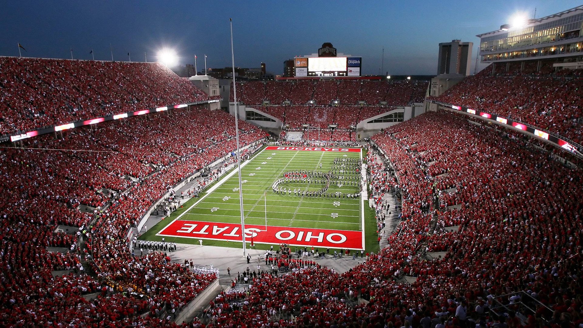 C罗血染绿茵场！37岁巨星扛着全队前进，这一刻他赢了时间