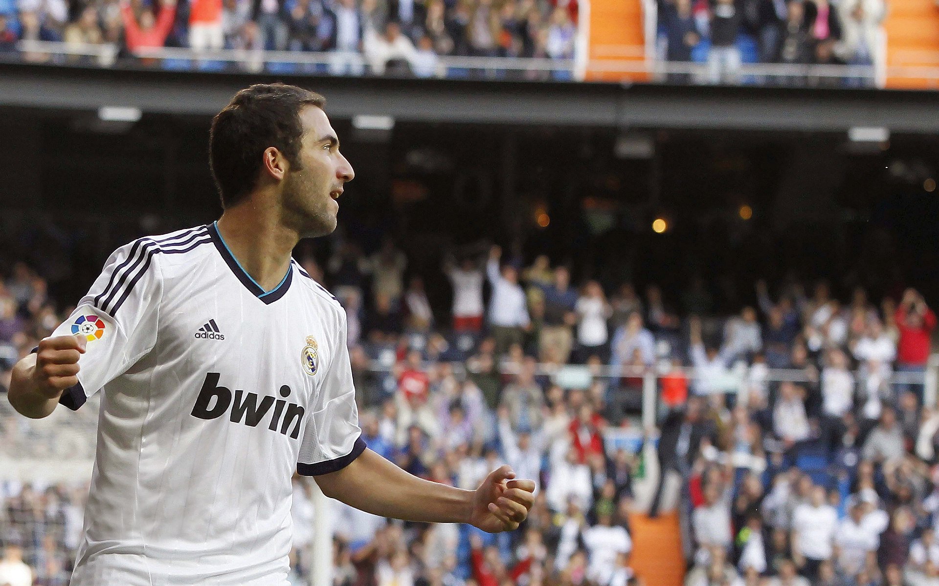 开云-从罪人到英雄！东决G5的窒息之夜，阿劳霍用铁血铁闸完成终极救赎